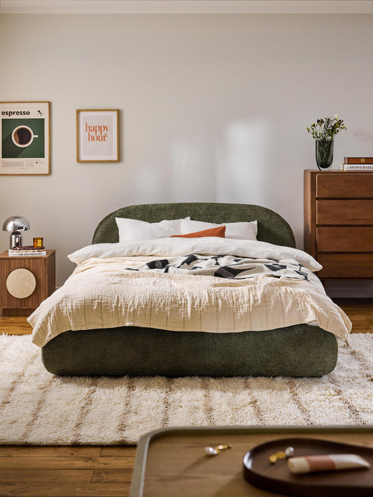 Draggery Alba Bed with Teddy Bouclé Upholstery