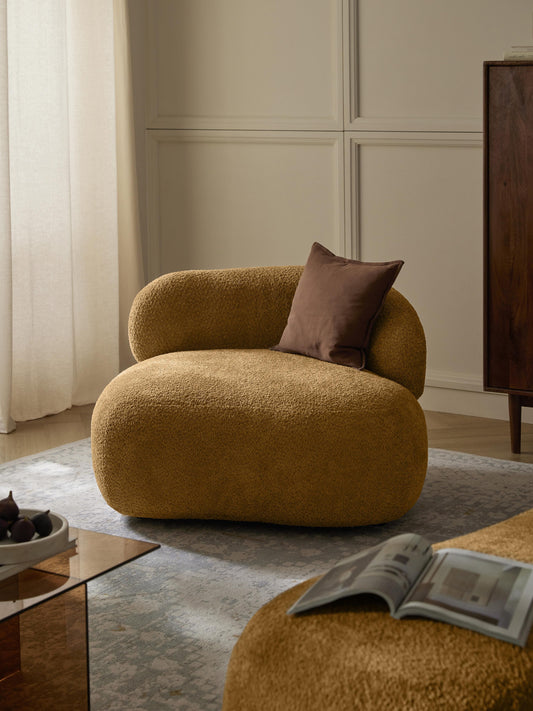 Draggery Alba Lounge Chair with Teddy Bouclé Cover