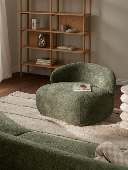 Draggery Alba Lounge Chair with Teddy Bouclé Cover