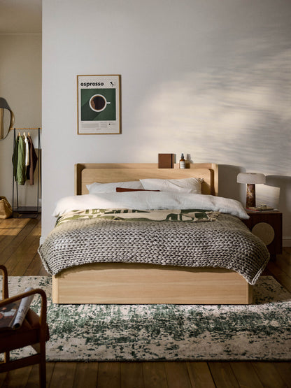 Draggery Allow Bed, Wooden, with Drawers