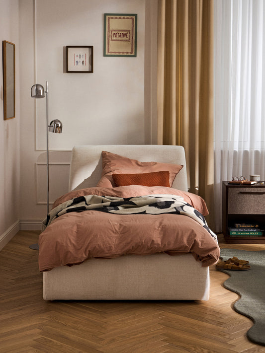 Draggery Cloud Upholstered Single Bed Frame