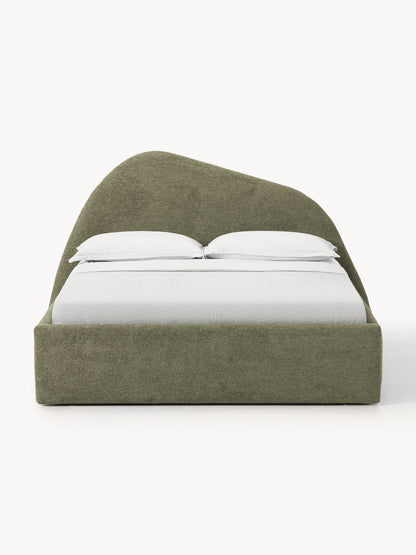 Draggery Gary Bed with Bouclé Upholstery