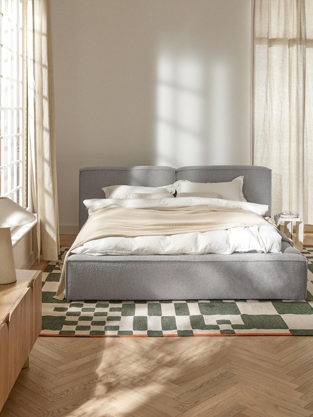 Draggery Lennon Bed with Bouclé Upholstery