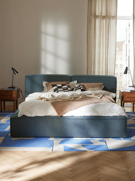 Draggery Lennon Bed with Bouclé Upholstery