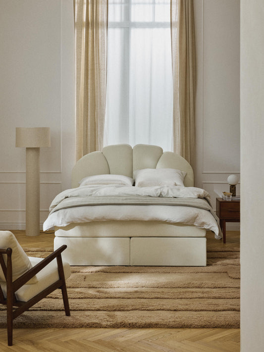 Draggery Romia Bed Frame, Box Spring