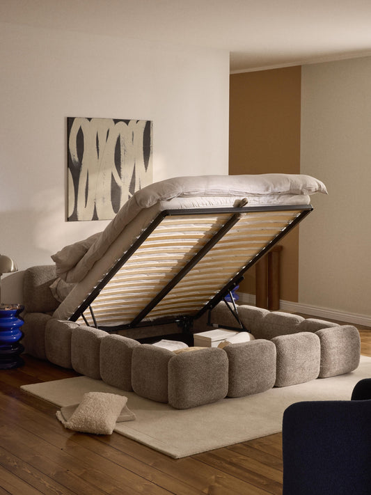 Draggery Tayla Upholstered Bed with Storage, Teddy Bouclé